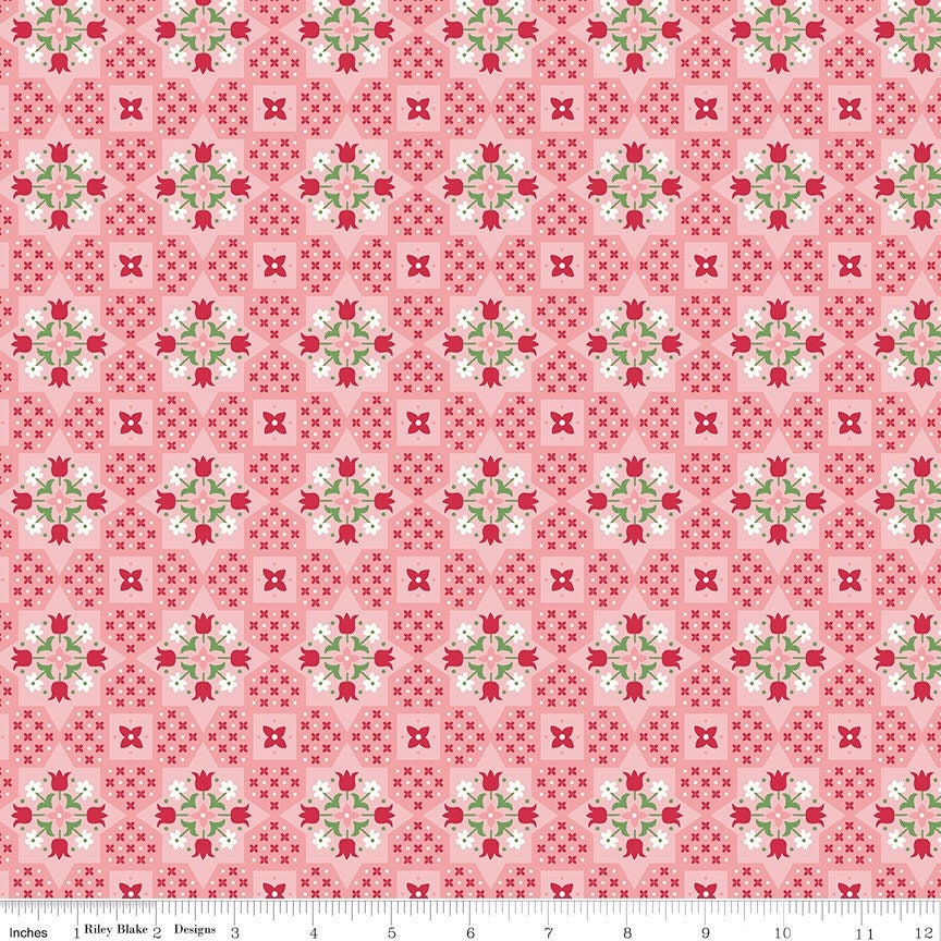 Flea Market Fabric - By The Half Yard - BTHY - Coral Appliqué - Lori Holt - Bee in My Bonnet - Riley Blake - C10212 CORAL
