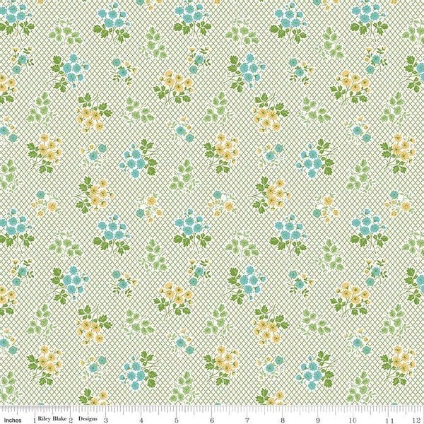Granny Chic Fabric - By The Half Yard - BTHY - Green Bouquets - Lori Holt - Bee in my Bonnet - Riley Blake - C8515 GREEN