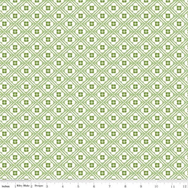 Granny Chic Fabric - By The Half Yard - BTHY - Green Hugs - Lori Holt - Bee in my Bonnet - Riley Blake - C8511 GREEN