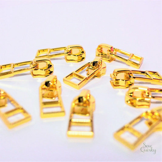 Sew Quirky Gold Luxe #5 Zipper Pulls - 10 pack